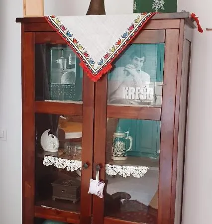 Zaravecchia アパート