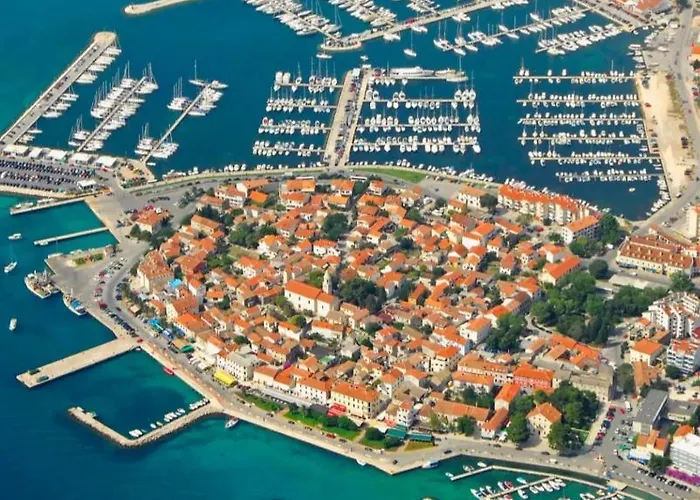 Zaravecchia * Biograd Na Moru