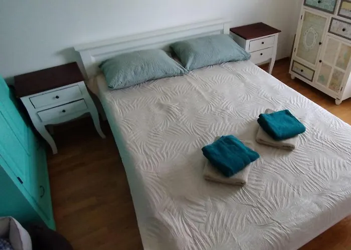 Zaravecchia Apartament *