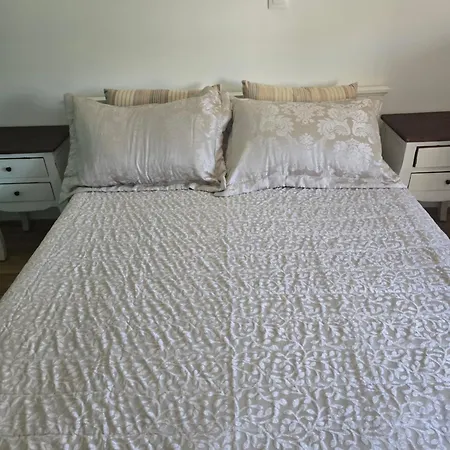 Zaravecchia Apartament *